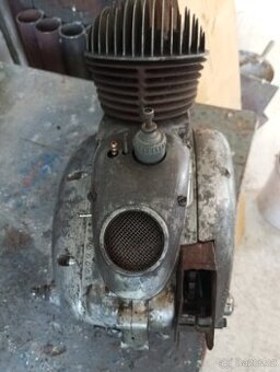 Motor čz 150, 352