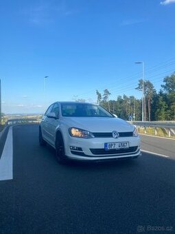 Volkswagen Golf VII 1.2 TSI Lounge