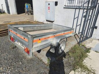 přívěsný vozík Tema k zapůjčení