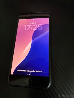 Prodám Apple iPhone SE (2022) 64GB Midnight Blue