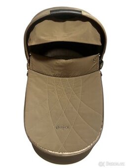 Cybex Priam – set korby, vajíčka a adaptérů