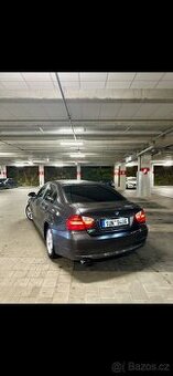 BMW E90 2.0i