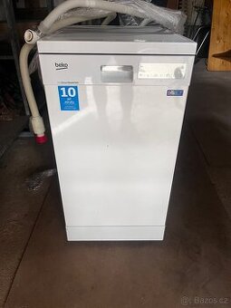 myčka nádobí Beko DFS39020W 45cm