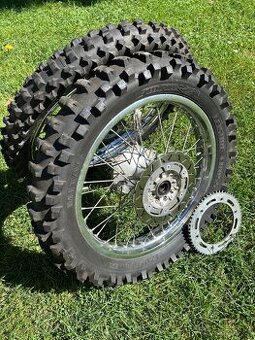 Kola Yamaha WR 125 R