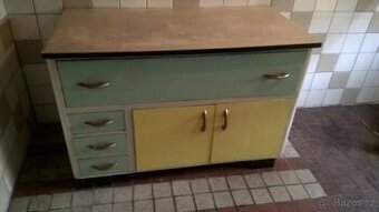 Dřez - Pomyvací stůl