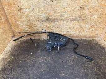 NÁDRŽ ADBLUE LAND ROVER DISCOVERY SPORT GK72-5J228-A - 1