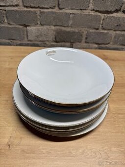 🩵 Sada porcelánových talířů JEDNOTA – 8 ks 🩵