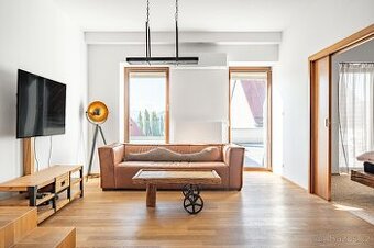 Pronájem bytu 2+kk 84 m² + 40 m² terasa