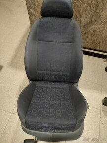 Sedadlo řidiče Škoda Octavia I
