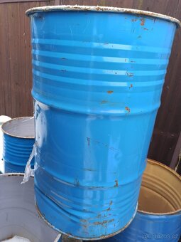 Plechové sudy - starší
