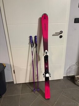 Dívčí sjezdové lyže Atomic vantage 140