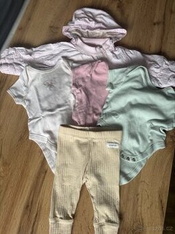 Set velikosti 68 pro holčičku