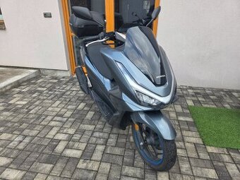 Honda PCX 2025