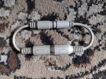 2 redukce na klávesnici