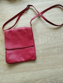 kožená kabelka -nová, barva červená