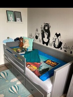 Dětská zábrana k posteli Hemnes IKEA