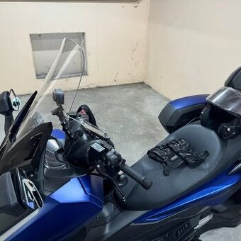 Prodám Honda Forza 350