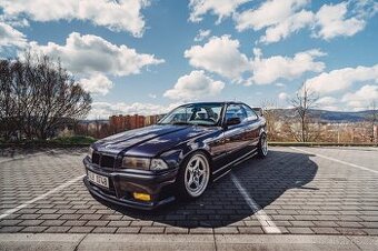 BMW e36 2.5i coupe