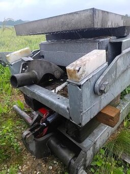 Hydraulické nájezdy.