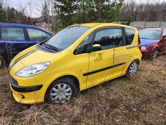 Peugeot 1007 1.4i rok výroby 2005 dovoz Německo