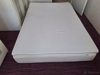 Matrace IKEA + topper Wellpour s paměťovou pěnou (60% sleva)