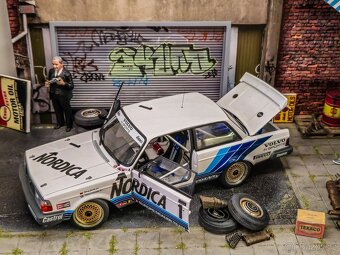Volvo 240 Turbo 1:18 AutoArt