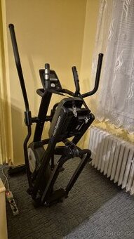 Fitness posilovací stroj Crosstrainer / jako nový /