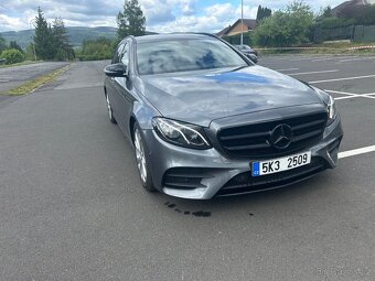 Mercedes E220 W213 AMG NIGHT tažné