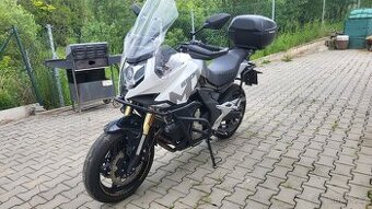 CF moto MT650 PREMIUM ROK 2021