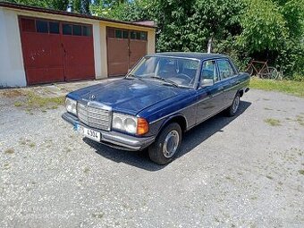 Mercedes 240d W123