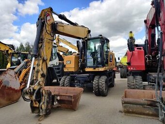 Kolový otočný bagr CAT 318 F