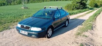 Octavia 1.6 74 kw r.v.1998
