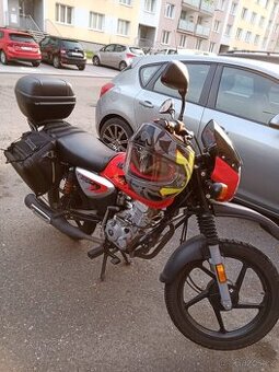 Motorka Boxer. Motorka na díly. Motorka a věci