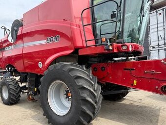 Kombajn Case 8010 + lista Sklizeci Mlaticka