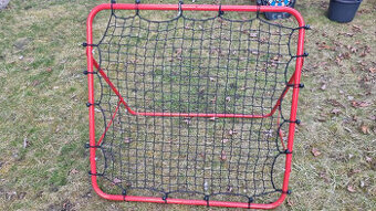 Rebounder fotbalová odrazová stěna