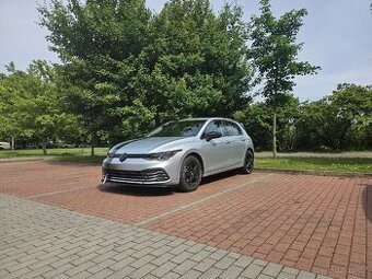 Volkswagen Golf 8, 1.5tsi (96kw)