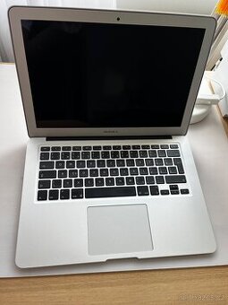 MacBook Air 13", rok 2014