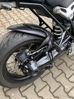 BMW R NineT zadní blatník