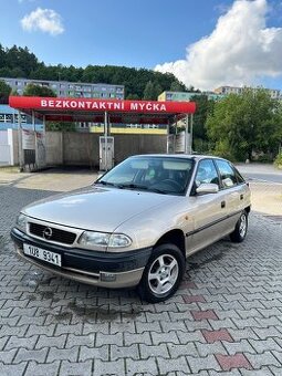 Opel Astra F 1.6 55kw