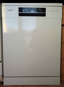 Myčka Gorenje GS620C10W v záruce
