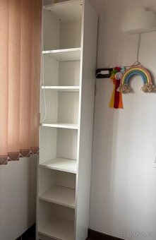 Skříň bílá 202x40x28