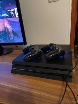 PlayStation 4 Pro 1Tb + 2 ovladače + 12 her
