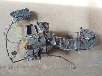 Topení výměník + ventilátor VW Seat