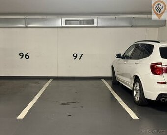 Pronájem garážového stání 15 m²