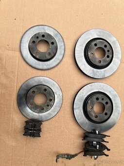 zánovní přední + zadní brzdy na škodu octavii 1