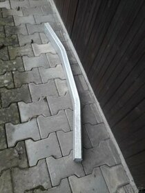 Vyztuha pod zadni nárazník Lexus RX450H