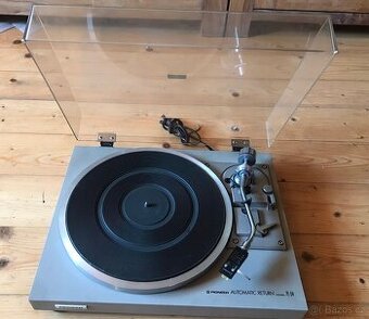 GRAMOFON PIONEER PL-514 (1978) VE DŘEVĚ,PĚKNÝ STAV