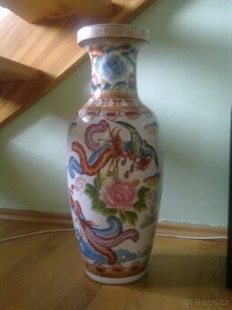Velká čínská porcelánová váza.