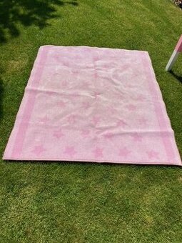 koberec do dívčího pokojíku