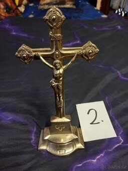 Starý kříž,  zdobený